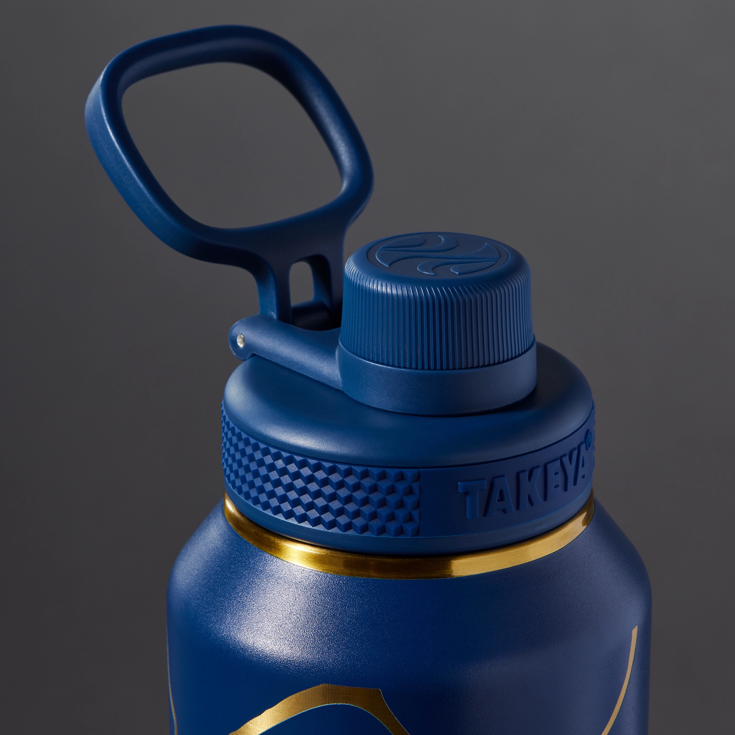 kintsugi-water-bottle-with-spout-lid-v6 51390-TK_HO25_Kintsugi_Takeya9266.png